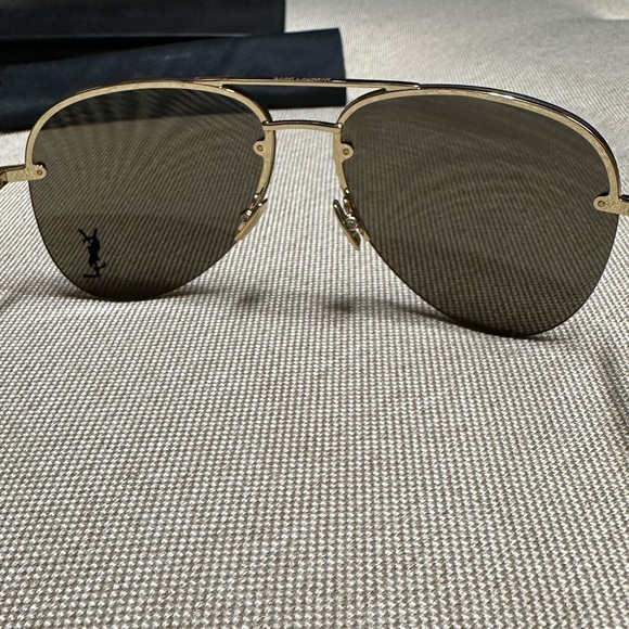 Saint Laurent YSL Monogram 59 mm Aviator sunglasses - Picture 8 of 15